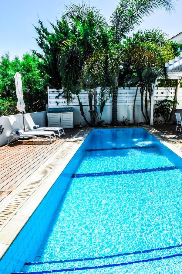Riverland Beach Villa โปรทาราส ภายนอก รูปภาพ