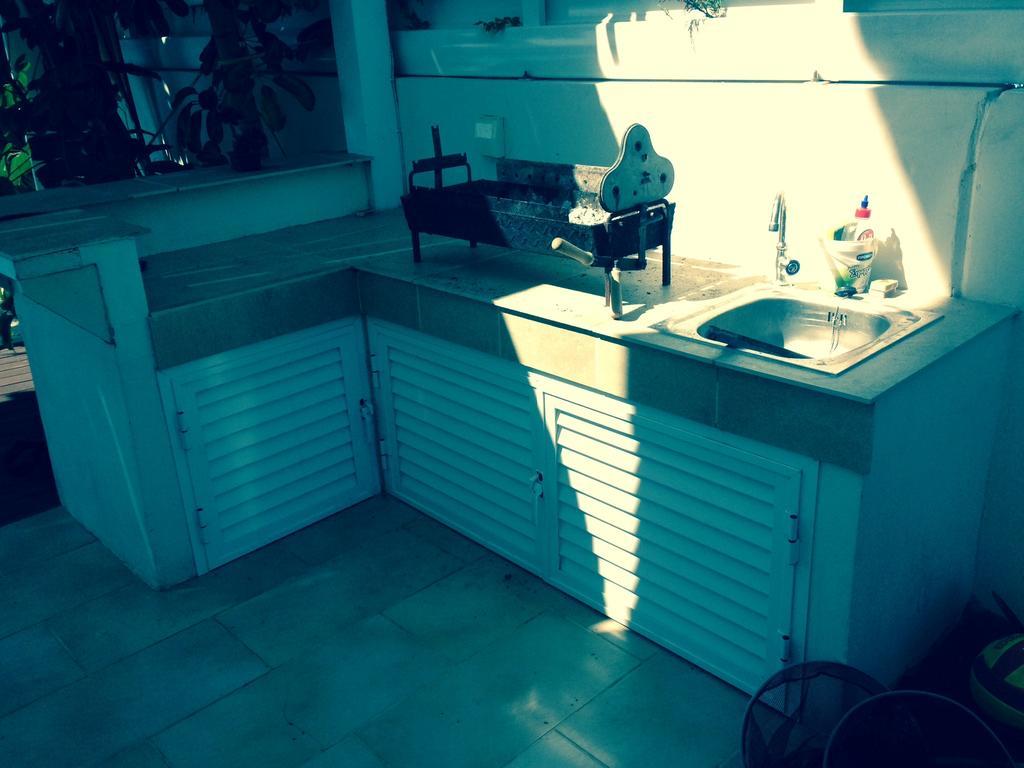 Riverland Beach Villa โปรทาราส ห้อง รูปภาพ
